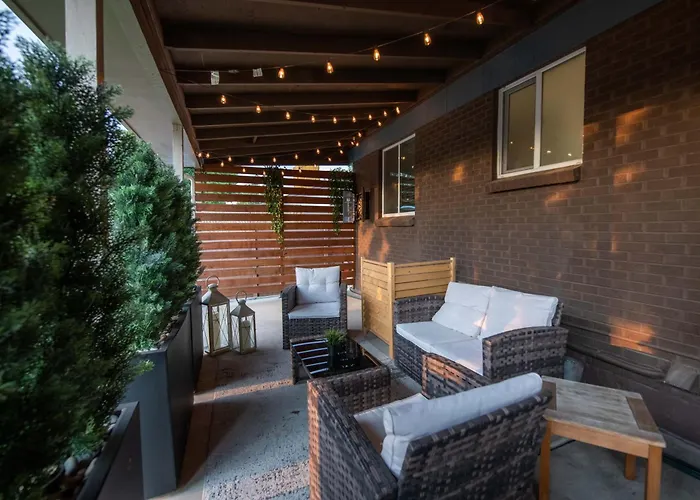 Peaceful Downtown Denver Retreat: 4BR Comfort
