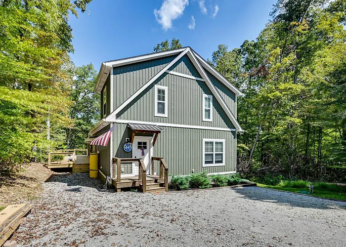 Luxe Kentucky Cabin Rental ~ 36 Mi To Mammoth Cave