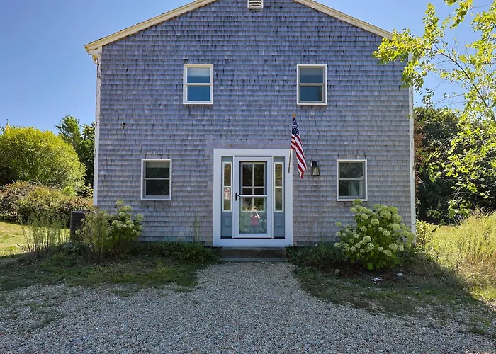 Private Pickleball Court, Walk To Hen Cove