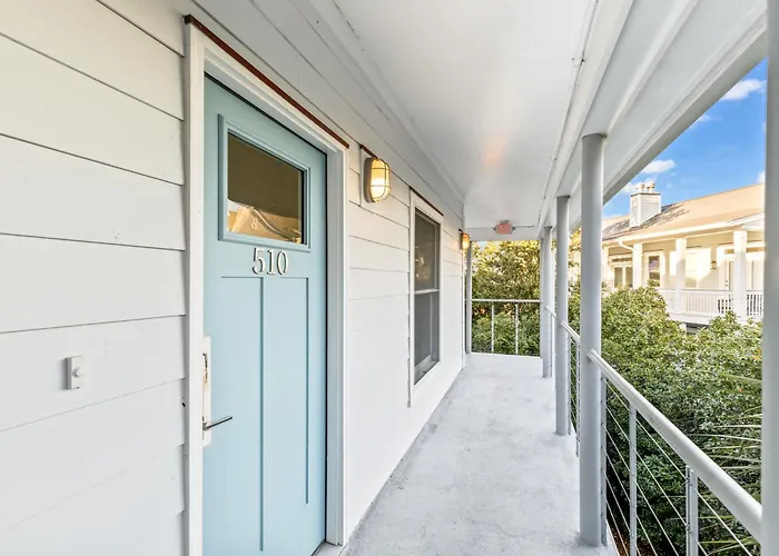 New Listing! Moorings 510 - Yacht View Serenity!
