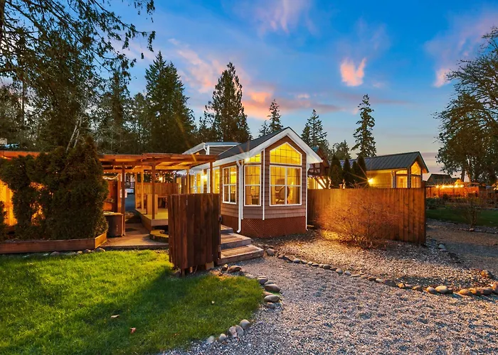 Robinhood Village Resort