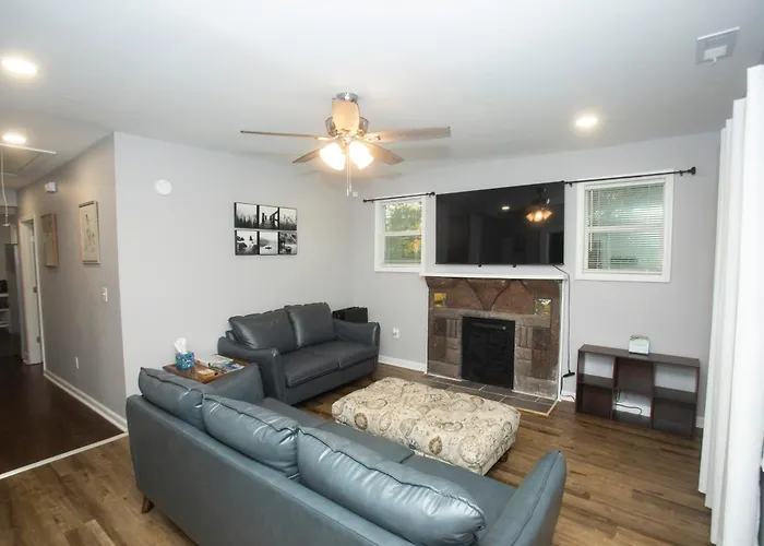 Comfy 3Bd-2Ba Near Colleges,Tanger, Coliseum