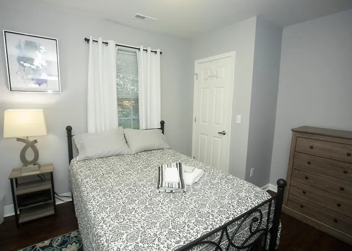 Comfy 3Bd-2Ba Near Colleges,Tanger, Coliseum