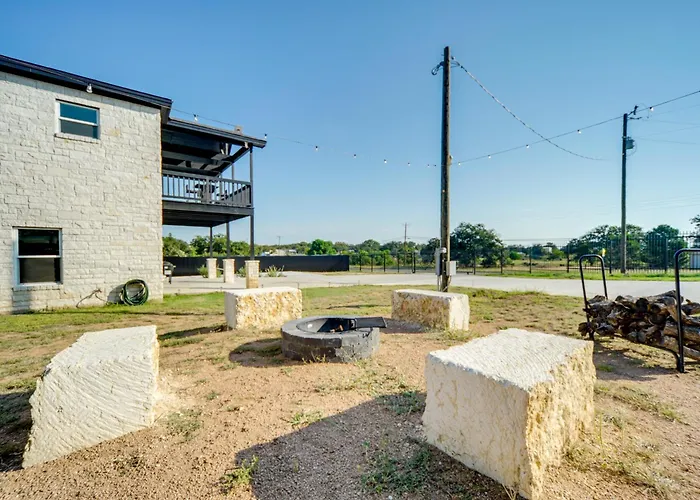 Walk To Water: Game Room At Buchanan Dam Home!