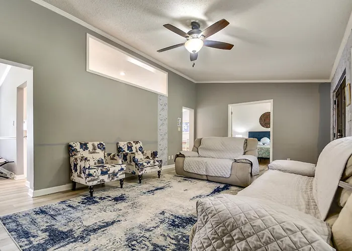 8 Mi To Jordan Lake: Spacious New Hill Home