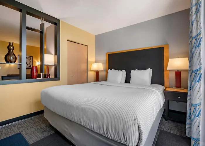 Cambria Hotel Ft Lauderdale, Airport South & Cruise Port
