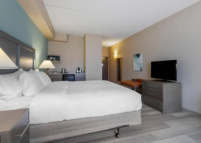 Comfort Inn & Suites Boulder
