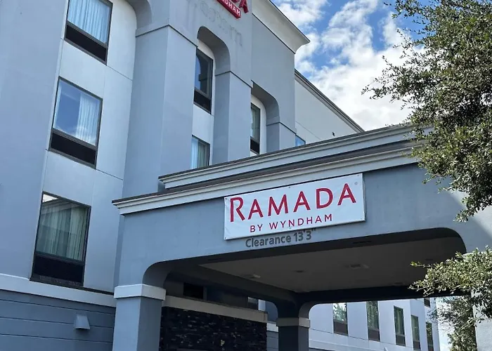 Ramada By Wyndham Burkburnett - Wichita Falls