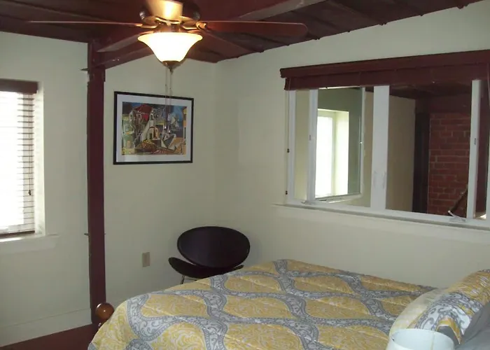 Large Unique Ground Floor Loft With Parking #2