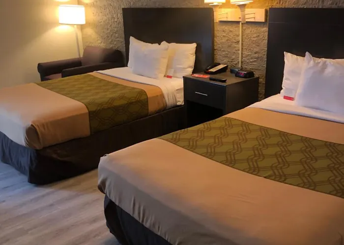 Econo Lodge Metro