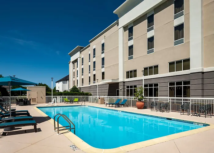 Hampton Inn & Suites Mobile I-65@ Airport Boulevard