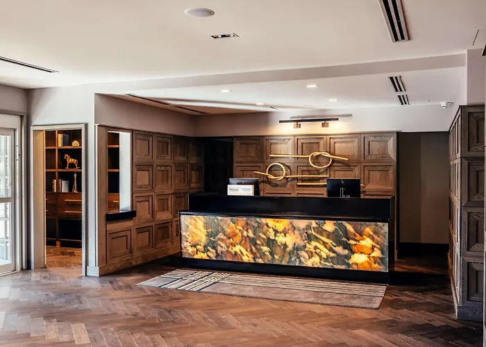 Somerset Hills Hotel, Tapestry Collection By Hilton