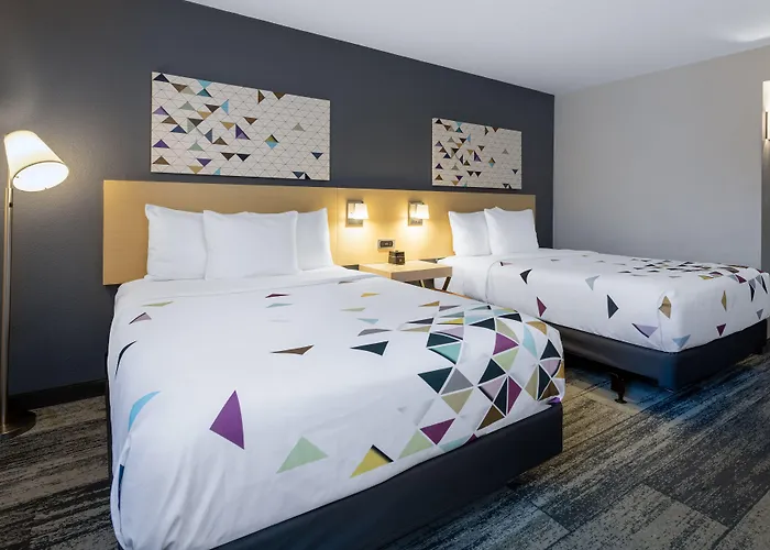 Baymont By Wyndham White Plains - Elmsford