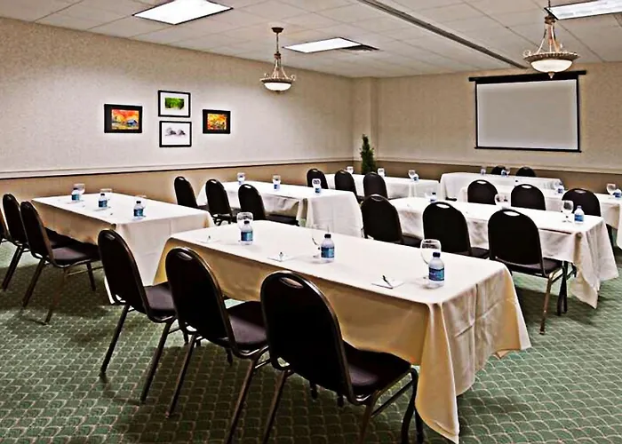 Days Inn By Wyndham Warren