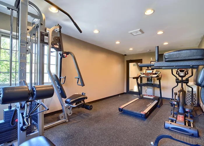 Clarion Pointe Syracuse Downtown