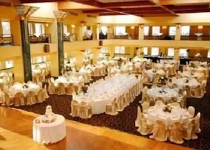 Atheneum Suite Hotel