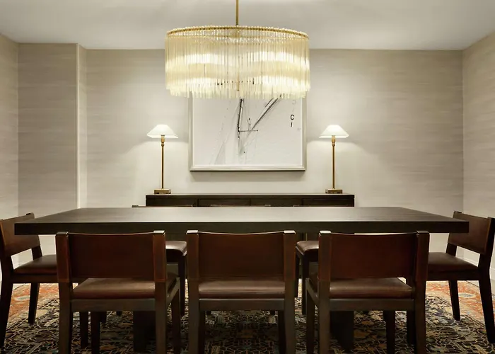 Doubletree Suites By Hilton Hotel Boston - Cambridge