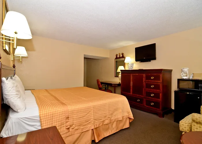 Americas Best Value Inn Smithfield