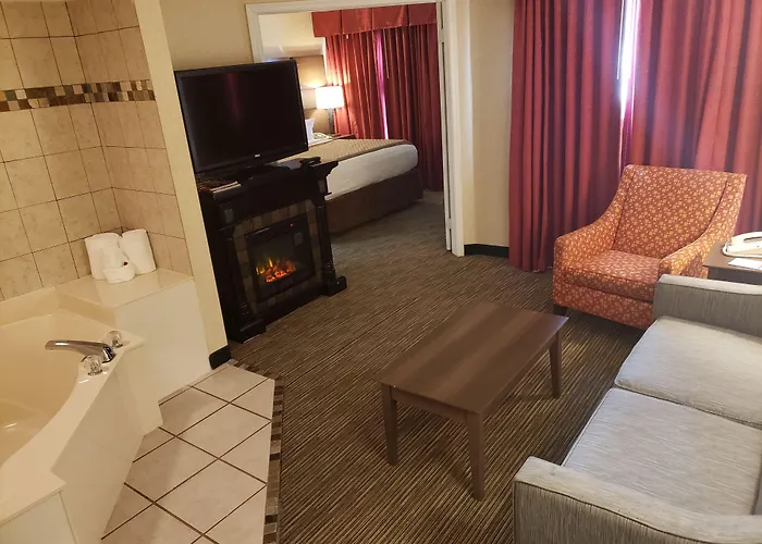 Birch Hill Suites Detroit-Warren