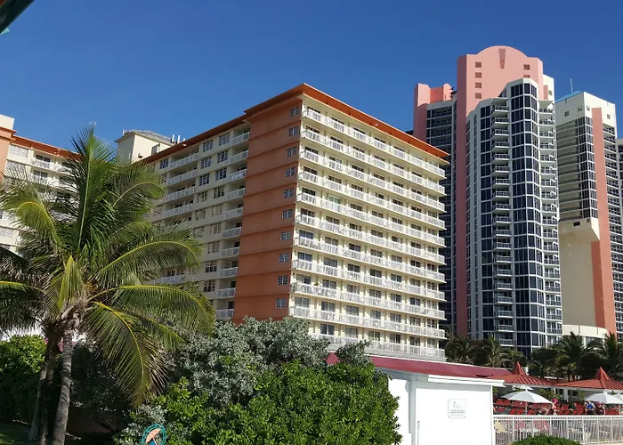 Ramada Plaza By Wyndham Marco Polo Beach Resort