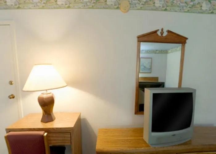 America'S Best Value Inn Litchfield