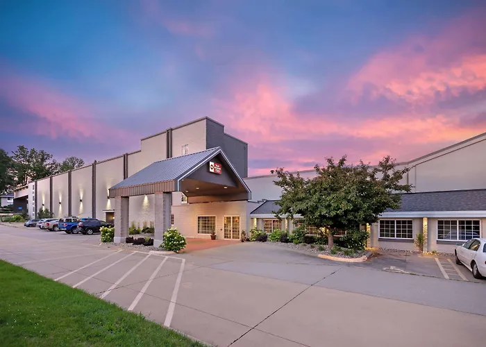 Best Western Plus Longbranch Hotel & Convention Center