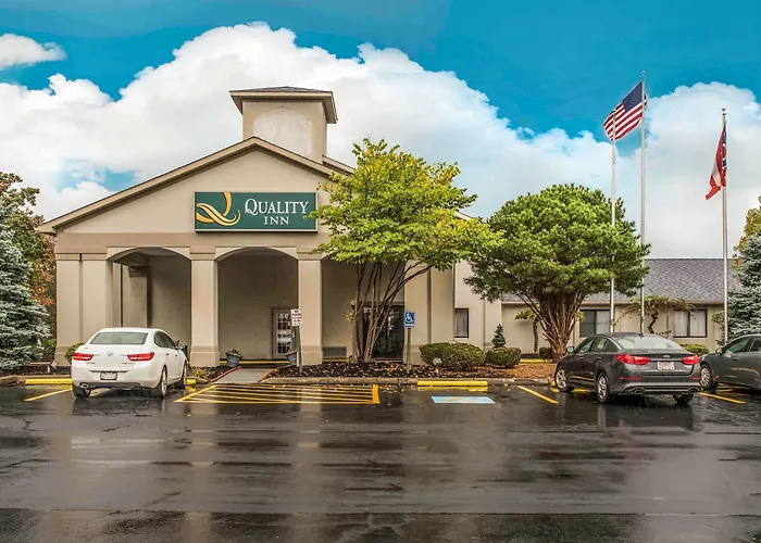 Quality Inn Austintown-Youngstown West