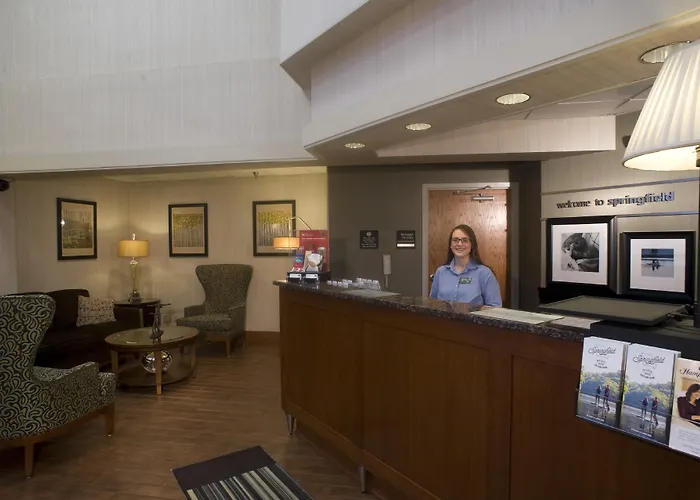 Hampton Inn Springfield-South