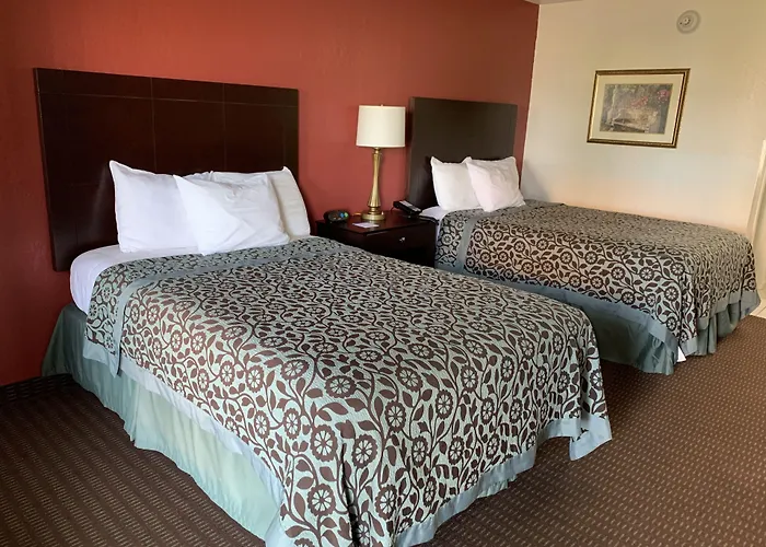 Days Inn By Wyndham Cave City