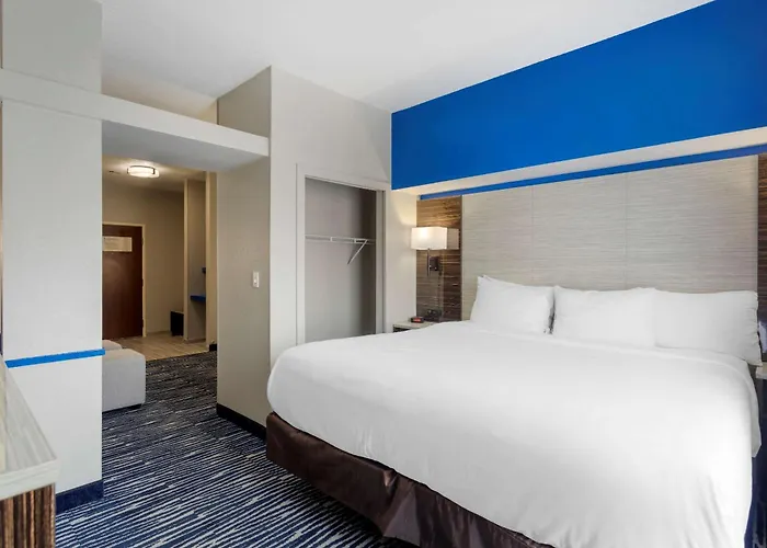 Comfort Inn & Suites Memphis East