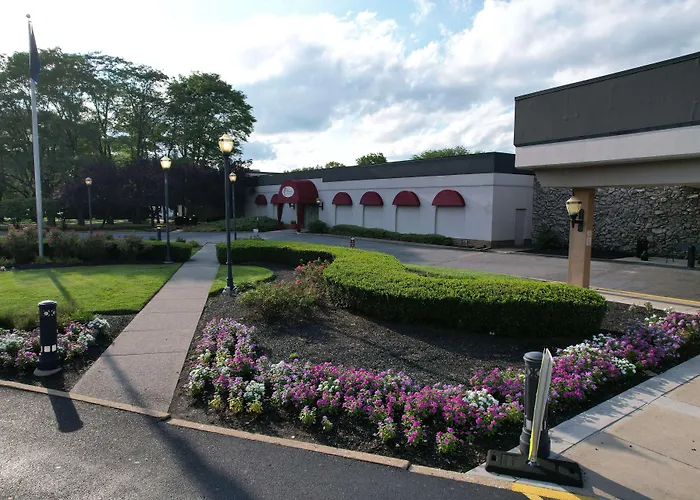 Surestay Plus Hotel By Best Western Lehigh Valley