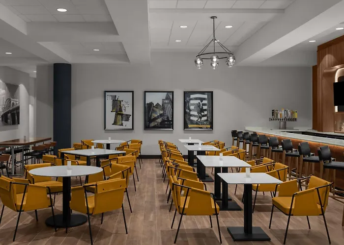 Courtyard By Marriott Pittsburgh University Center