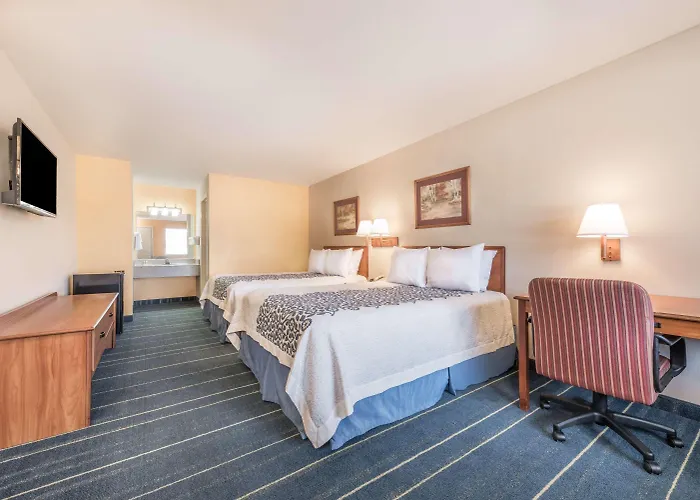 Days Inn By Wyndham Bryan College Station
