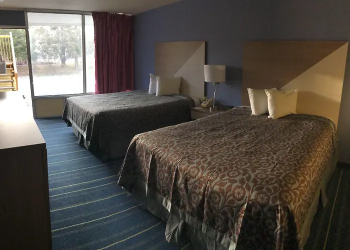 Days Inn By Wyndham Salem, Il