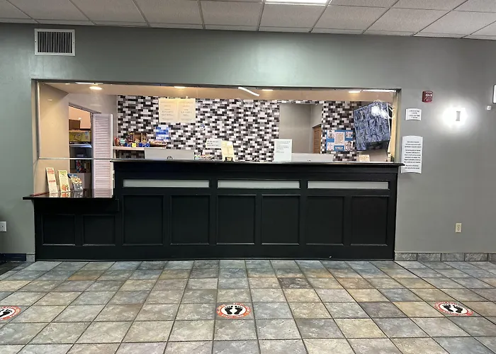 Wilkes-Barre Inn & Suites