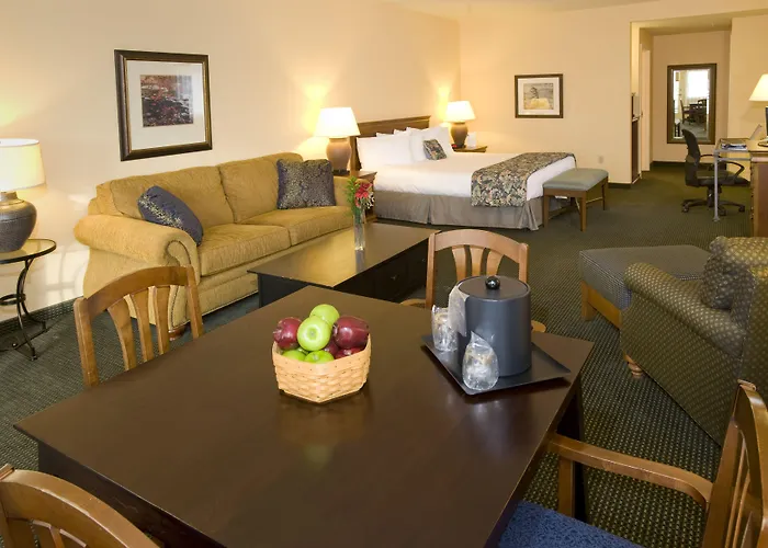The Landing Hotel