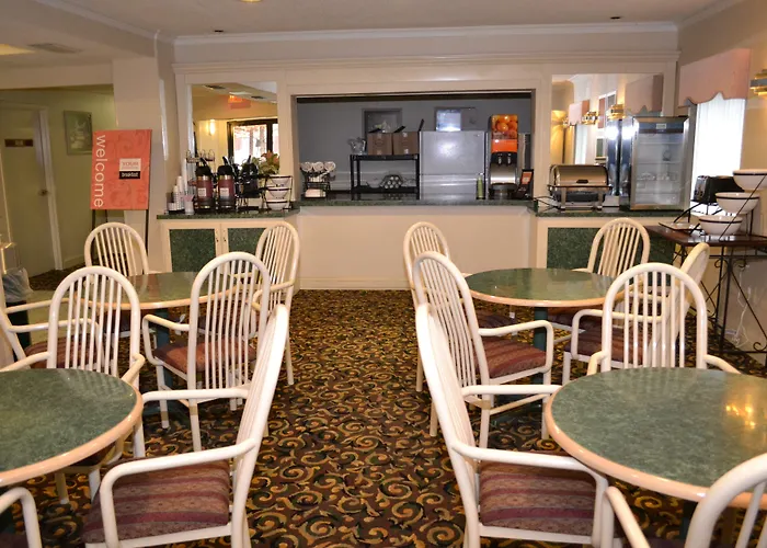 Fairview Inn & Suites Mobile