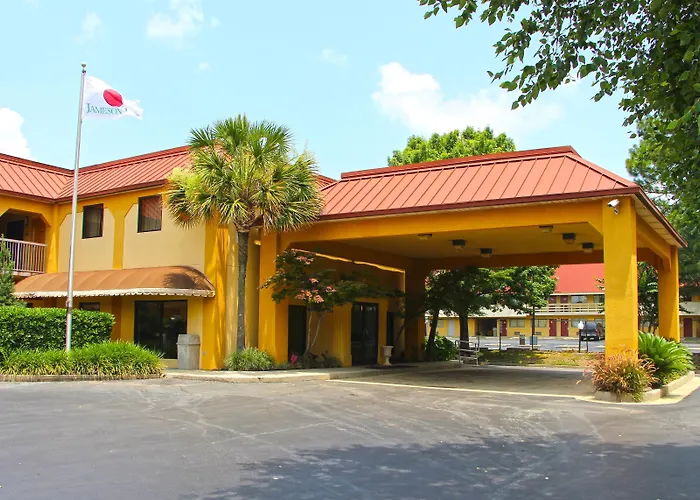 Fairview Inn & Suites Mobile