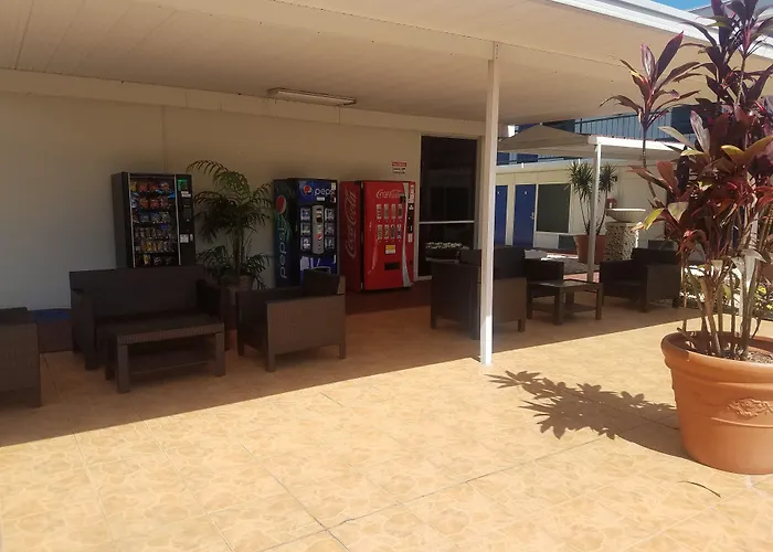 Days Inn By Wyndham St. Petersburg / Tampa Bay Area
