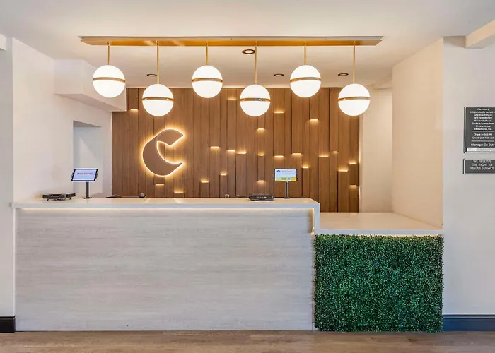Comfort Inn & Suites Irvine Spectrum