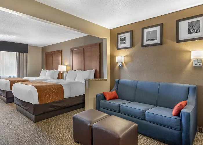 Comfort Suites Terre Haute University Area