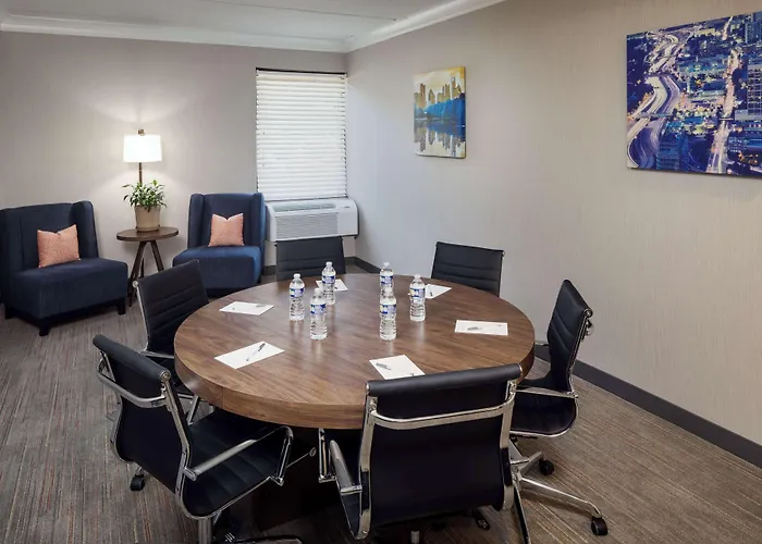 Hampton Inn Atlanta-Northlake