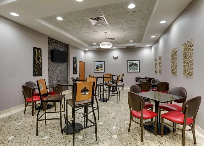Drury Inn & Suites St Joseph
