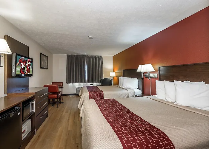 Red Roof Inn & Suites Hermitage