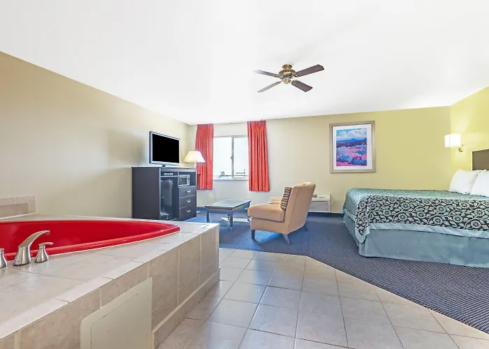 Days Inn By Wyndham Pueblo