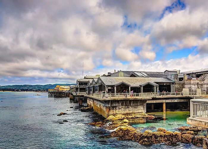 Holiday Inn Express At Monterey Bay By Ihg