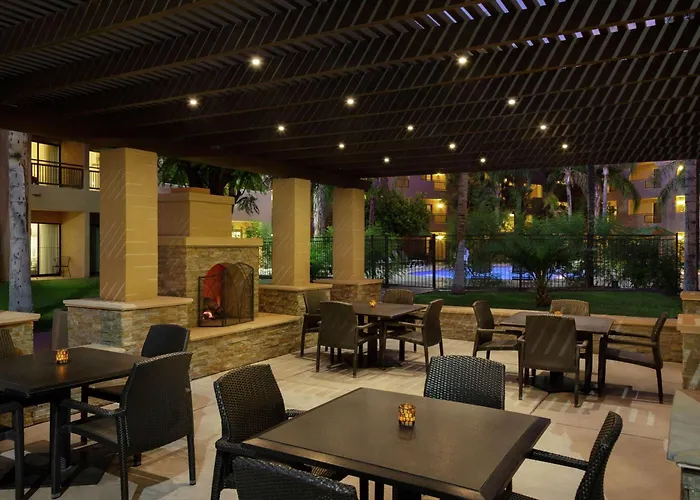 Embassy Suites By Hilton Phoenix Tempe