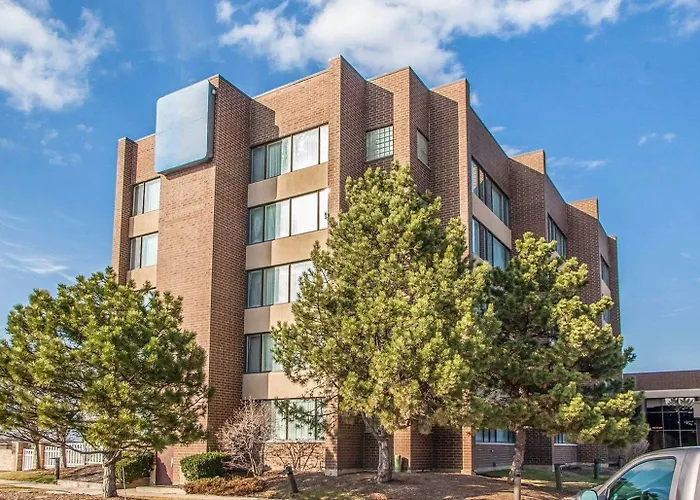 Quality Inn & Suites Orland Park - Chicago