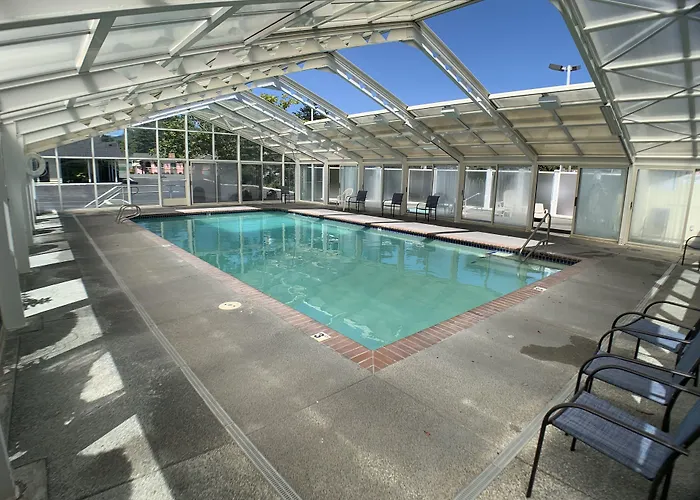 Brookings Inn Resort