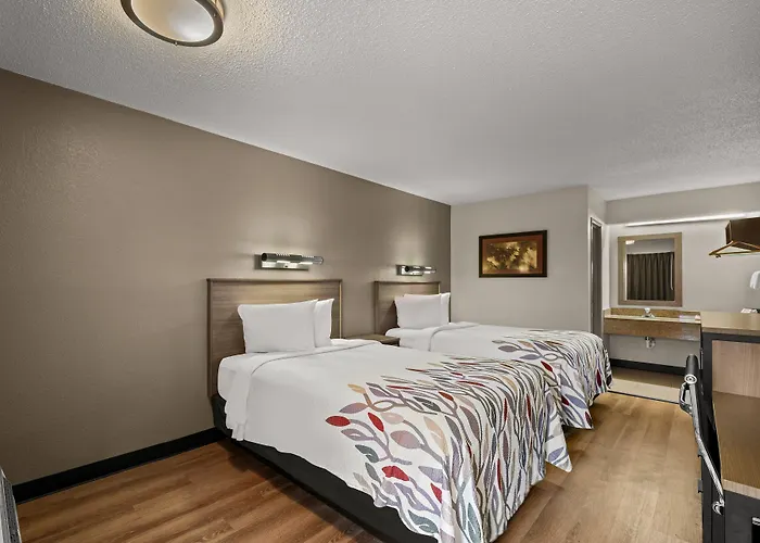 Red Roof Inn Detroit - Royal Oak/Madison Heights